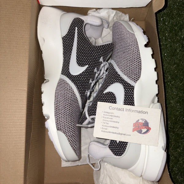 Size 7.5   Nike Presto Fly SE Vast Grey W0