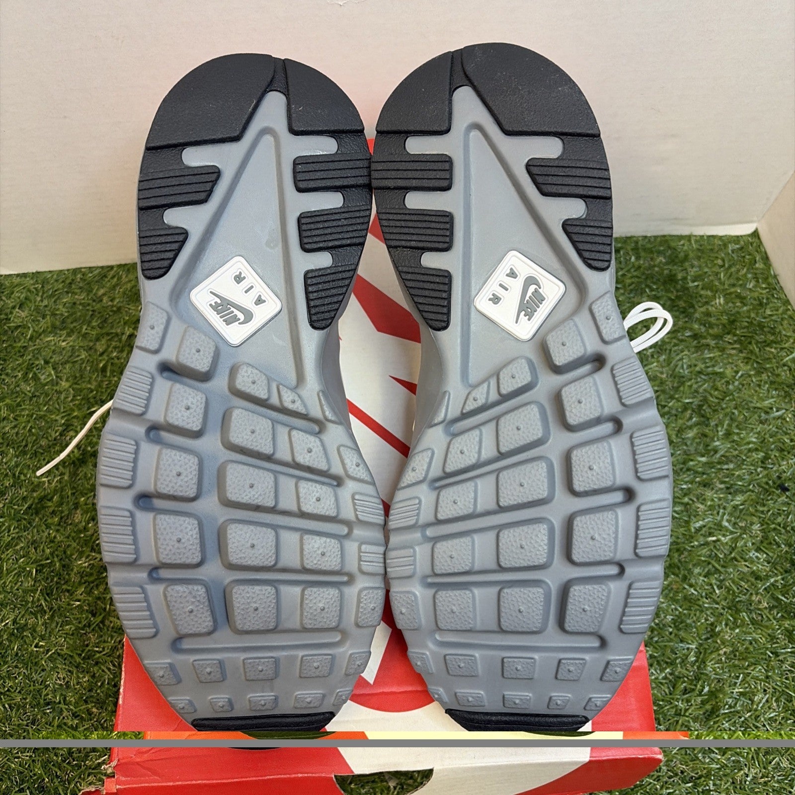Size 8.5 - Nike Air Huarache Run Ultra White Cool Grey4