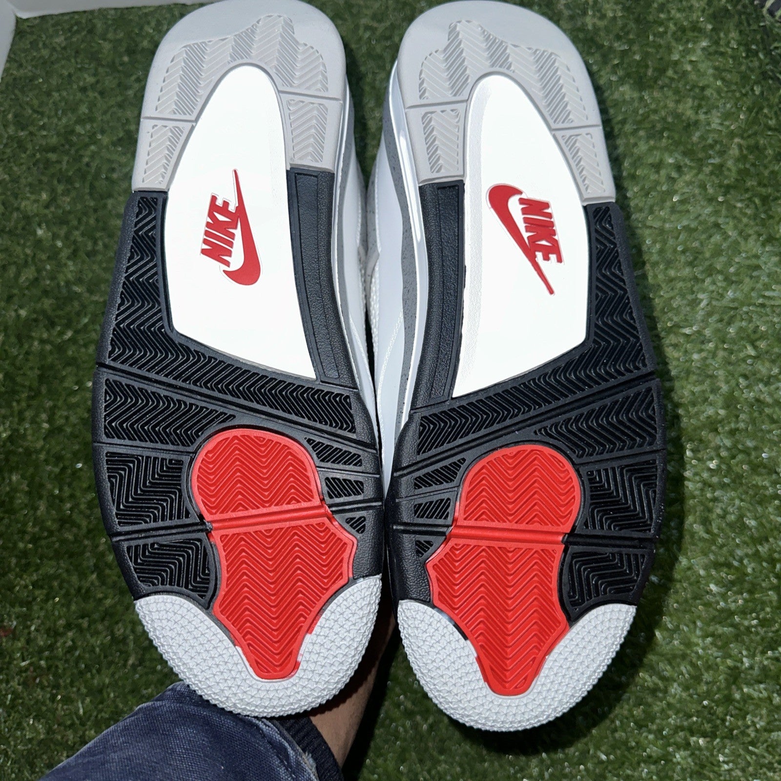 Mens Size 11 - Nike Air Jordan 4 Retro OG White Cement 2025 (FV5029-100) NEW!3