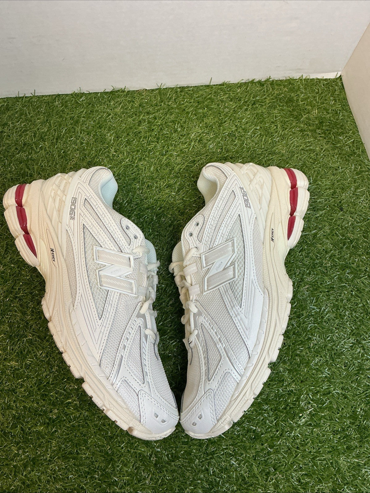 Size 9.5- New Balance 1906 Sea Salt Red U19066KA0