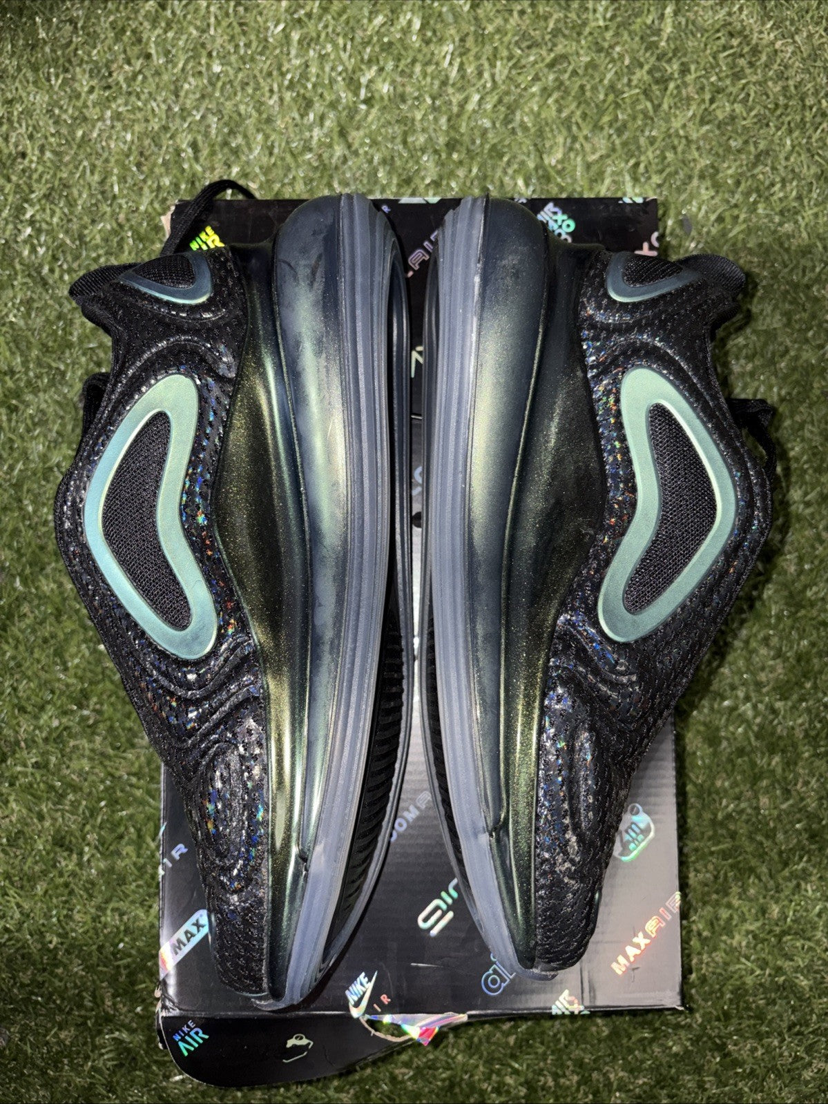 Nike Air Max 720 Throwback Future Black Metallic Shoes AR9293 002 Women's Sz 6.52