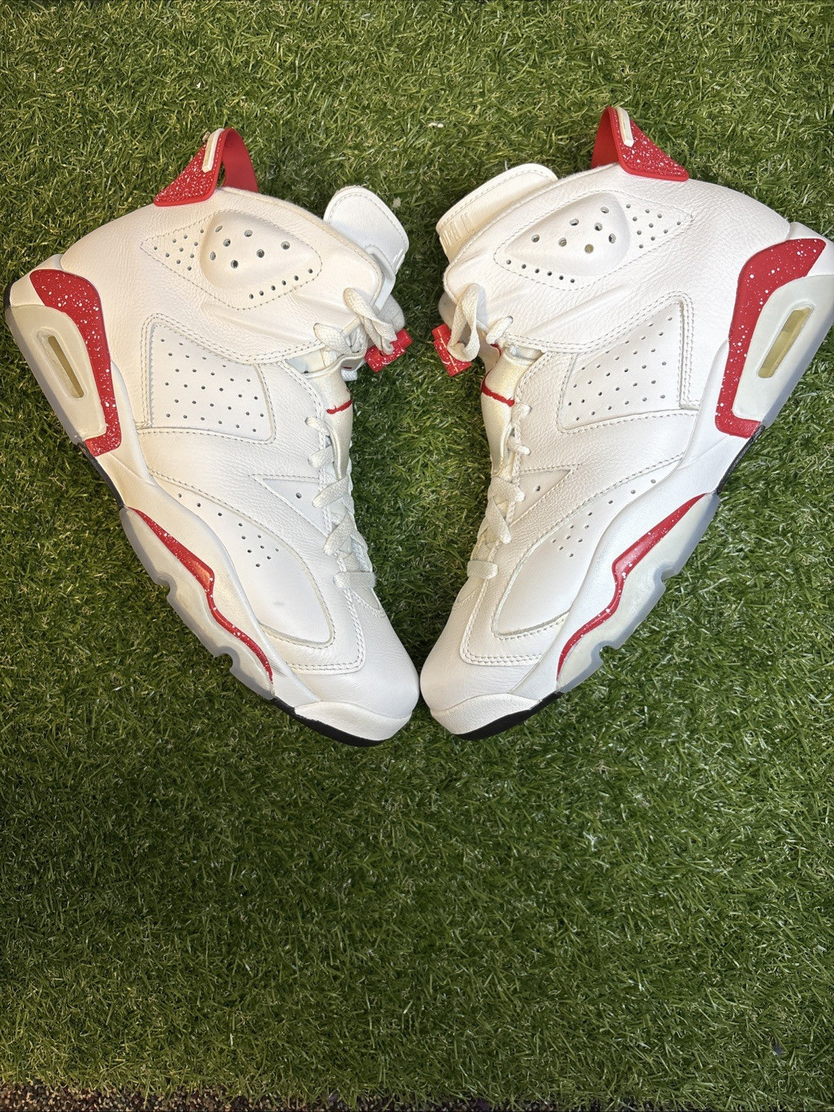Size 9.5 - Jordan 6 White and University Red 20220