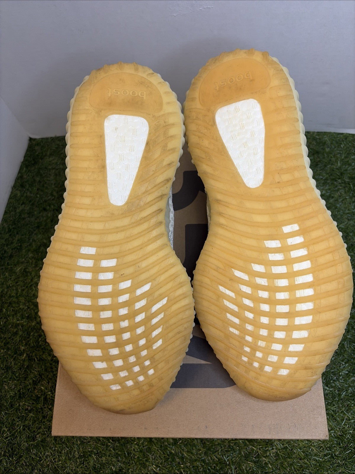 Size 10 - adidas Yeezy Boost 350 V2 Low Light4