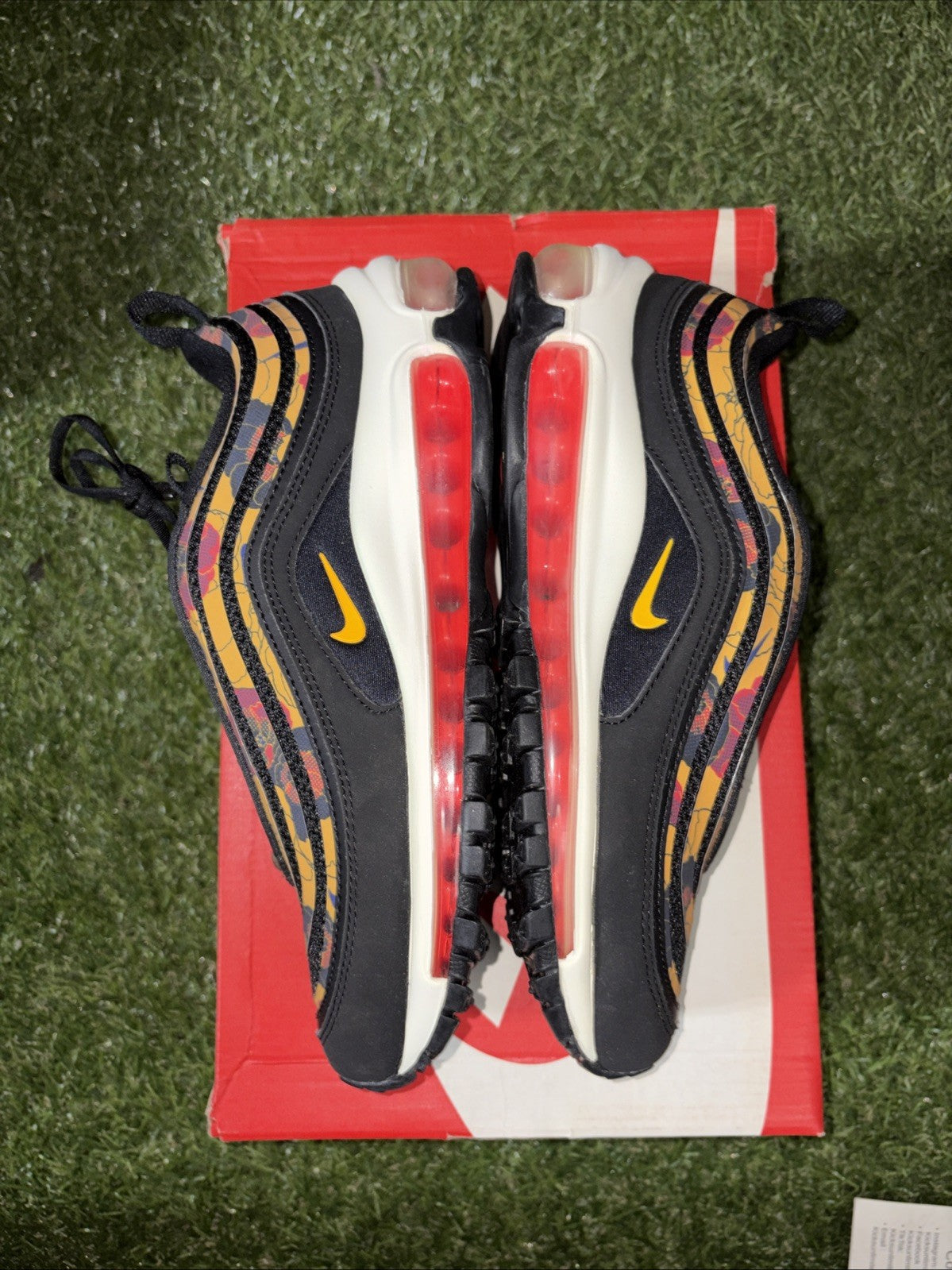 Size 7   Nike Air Max 97 SE Gold Floral W3