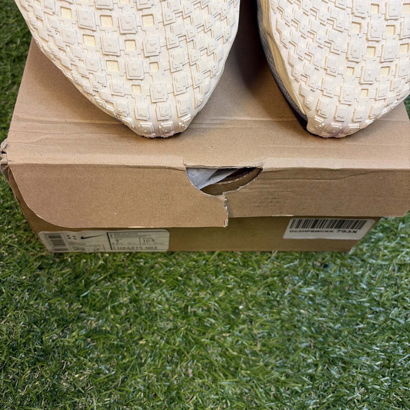 Size 9 - Nike Ava Rover Black Muslin6