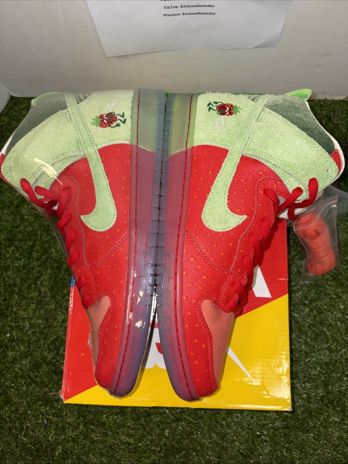 Size 10.5   Nike SB Dunk High Strawberry Cough3