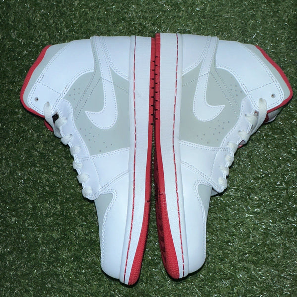 Nike Air Jordan 1 Retro Hare White Leather Athletic Shoes US 8.5 Mens 719551-1234