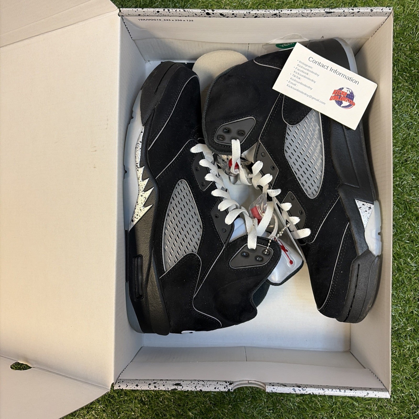 Size 9.5 - Air Jordan 5 Retro OG Black Metallic Reimagined0