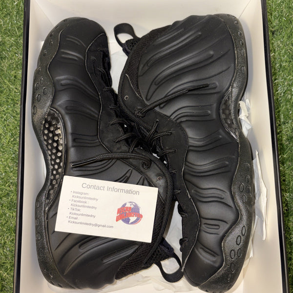 Size 9.5 - Nike Air Foamposite One Black0