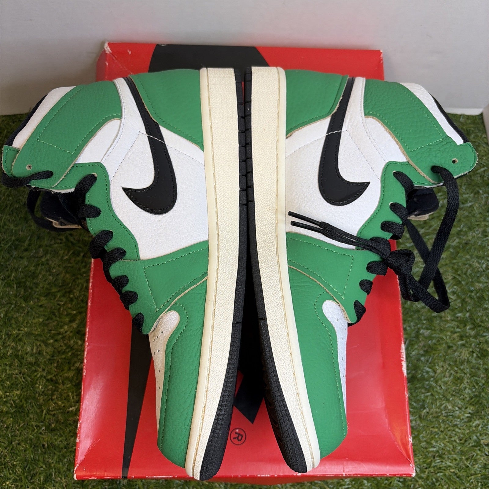 Size 10.5 - Air Jordan 1 Retro OG High Lucky Green W2