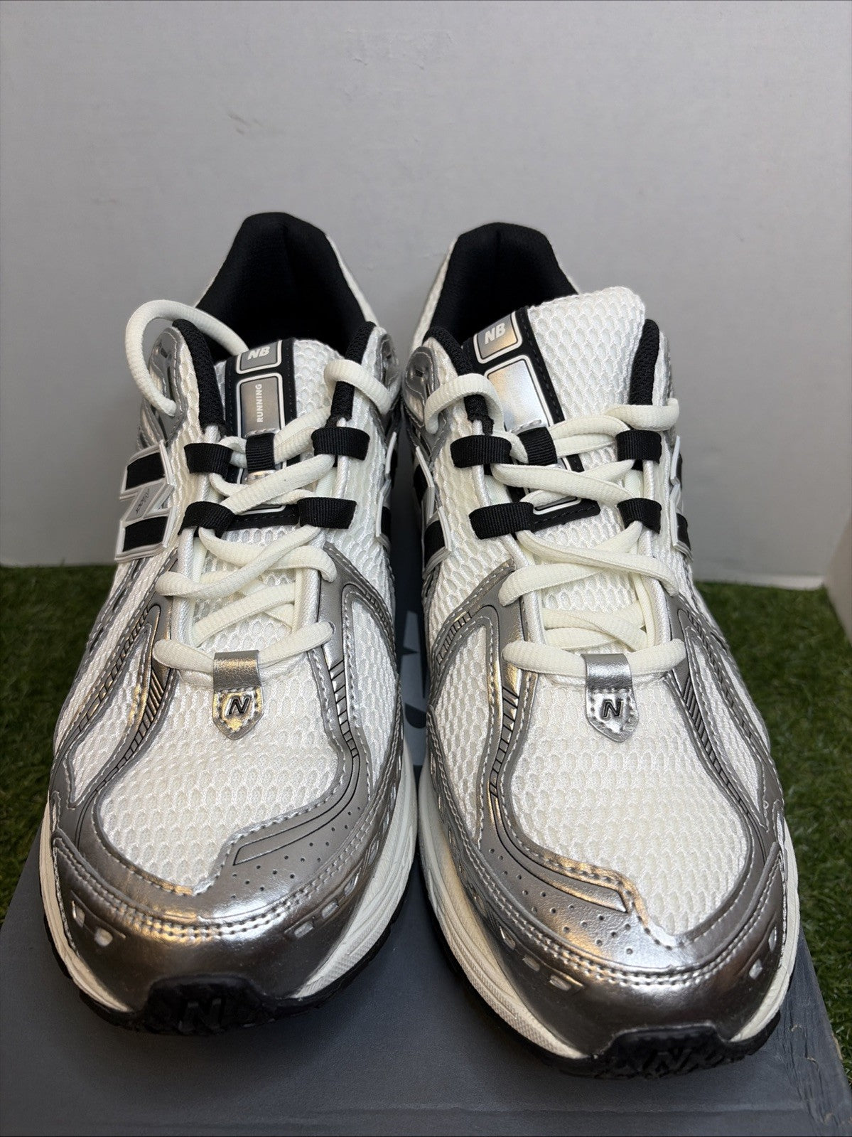 Size 13 - New Balance 740 Sea Salt Black Silver Metallic1