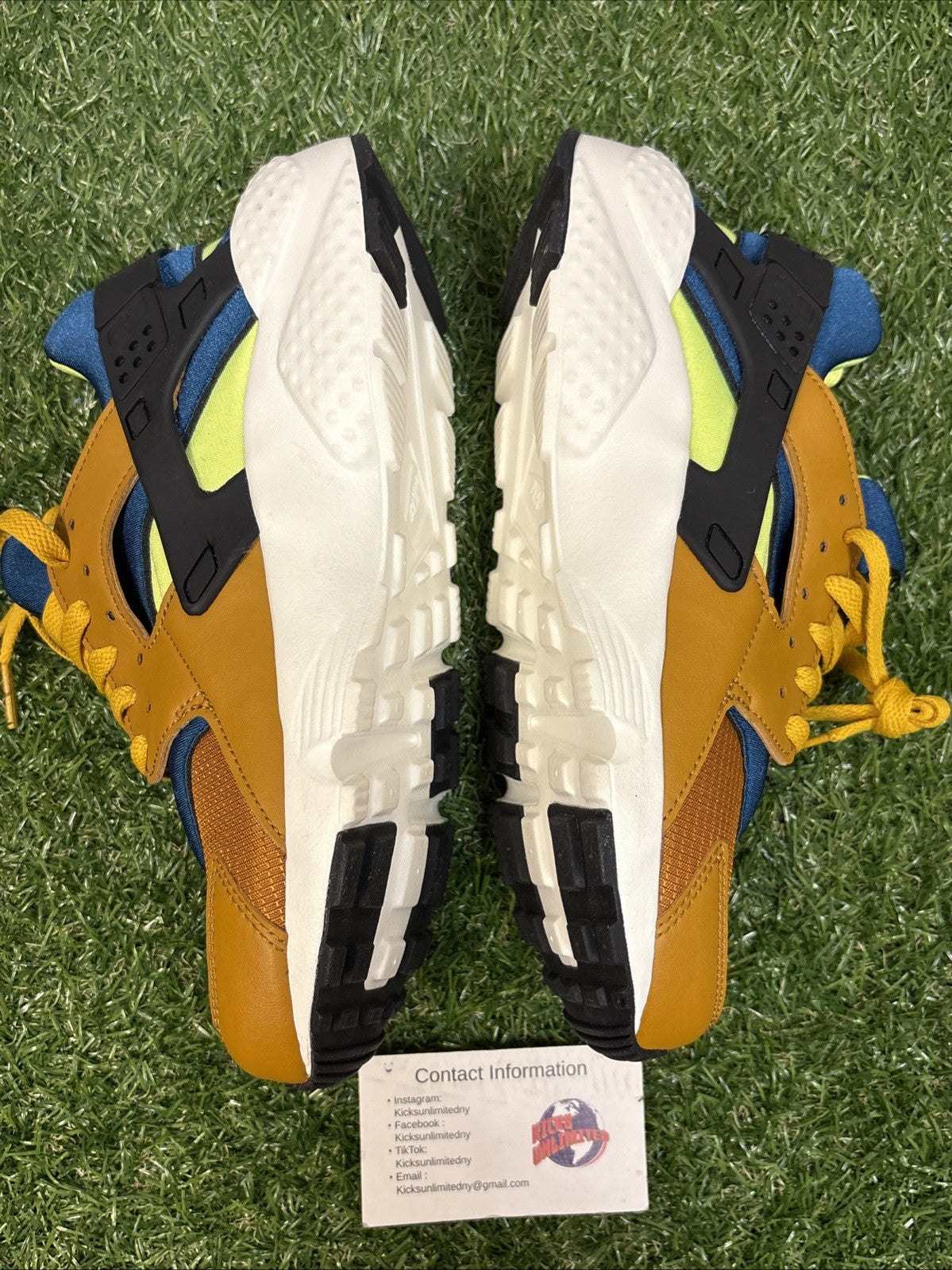 Nike Huarache Run (GS)   Size 7Y Desert Ochre Blue Volt1
