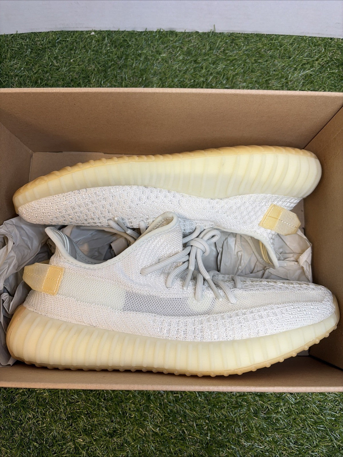 Size 10 - adidas Yeezy Boost 350 V2 Low Light0