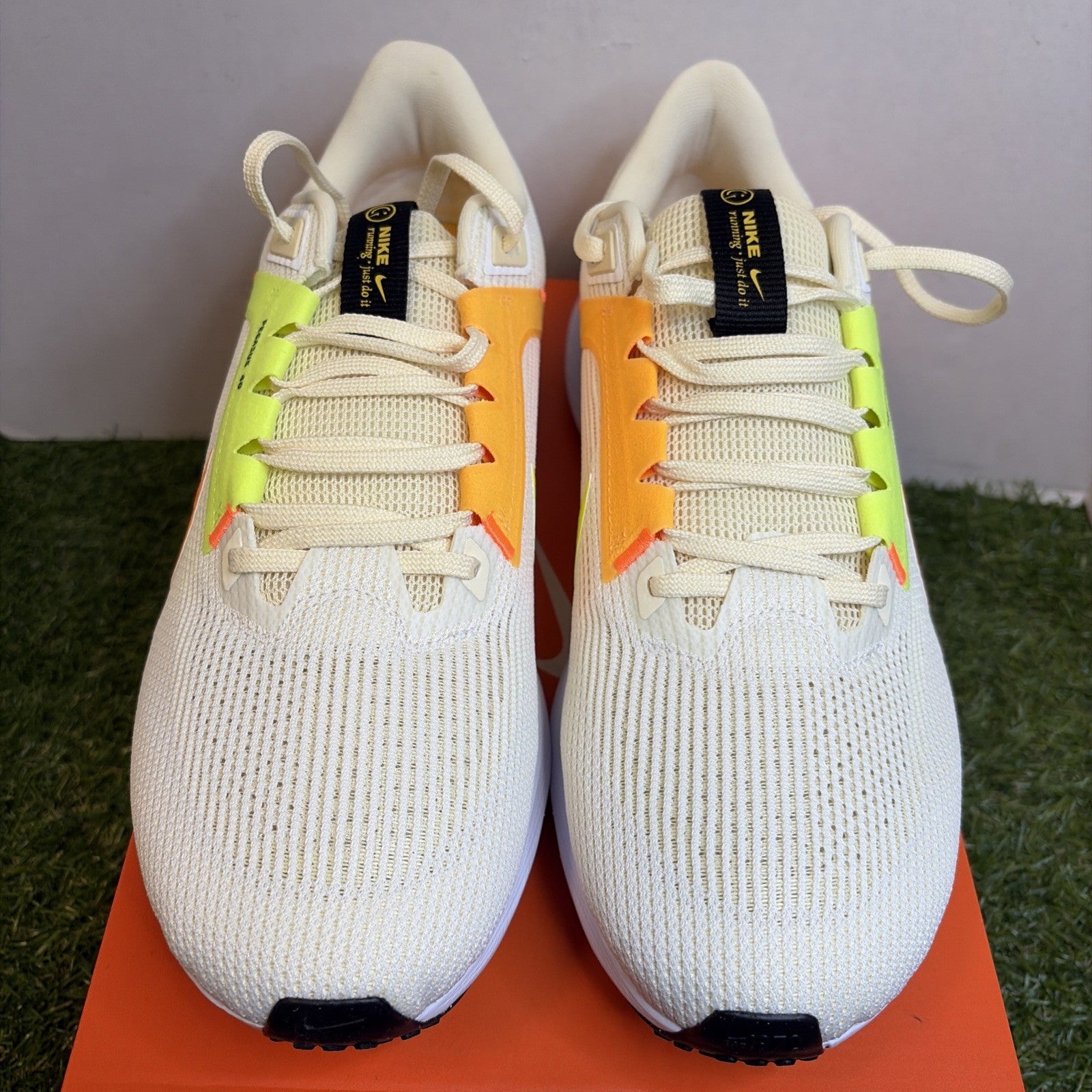 Size 11 - Nike Air Zoom Pegasus 40 Coconut Milk Lime1