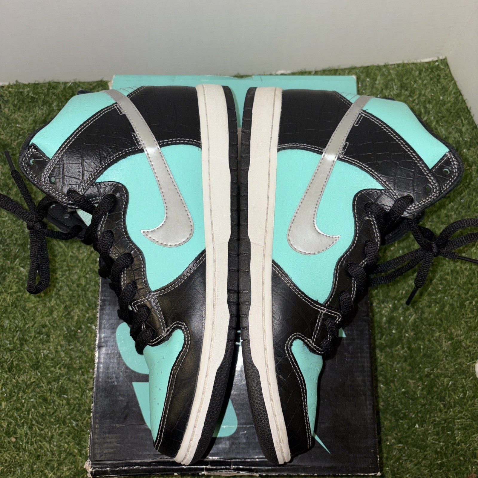 Size 10.5 - Nike SB Dunk High Premium x Diamond Supply Co. Tiffany 20143