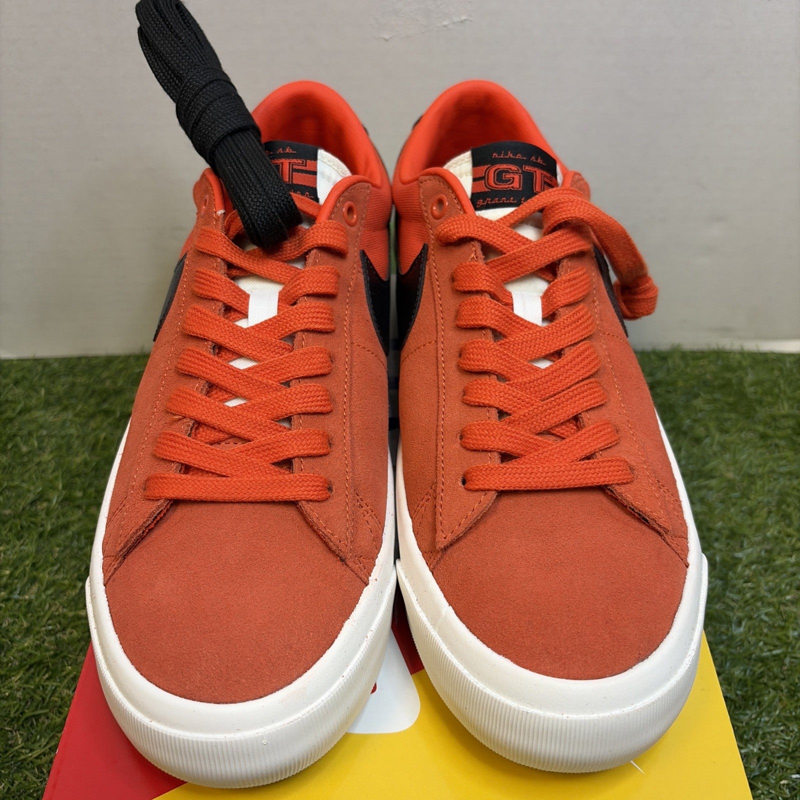 Size 9.5 - Nike Zoom Blazer Pro GT SB Low Team Orange1