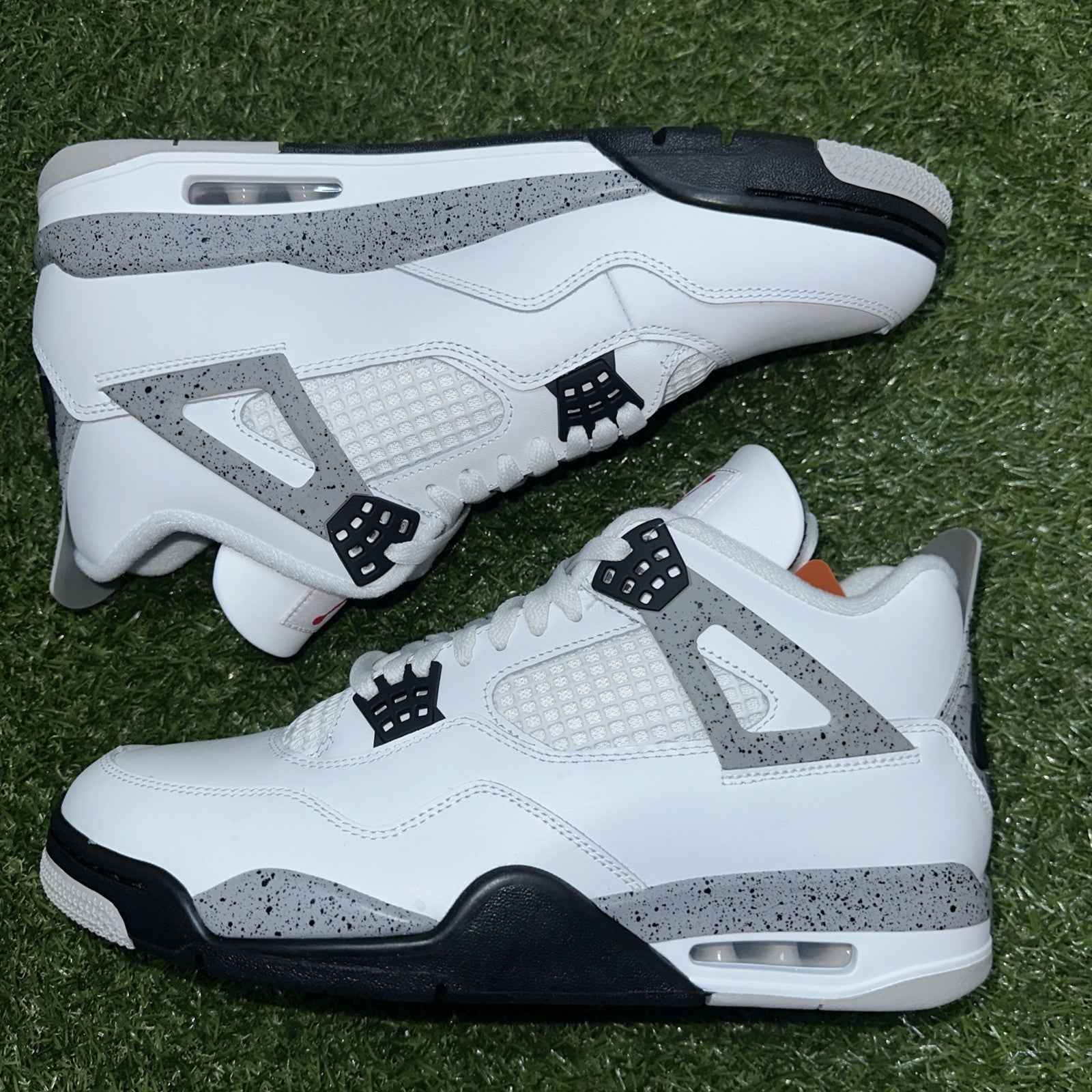 Mens Size 11 - Nike Air Jordan 4 Retro OG White Cement 2025 (FV5029-100) NEW!1