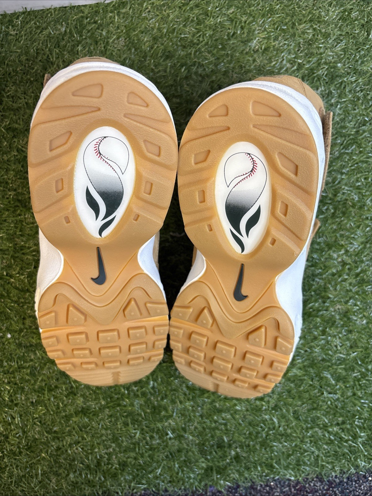 Size 9 - Nike Air Griffey Max 1 Flax3