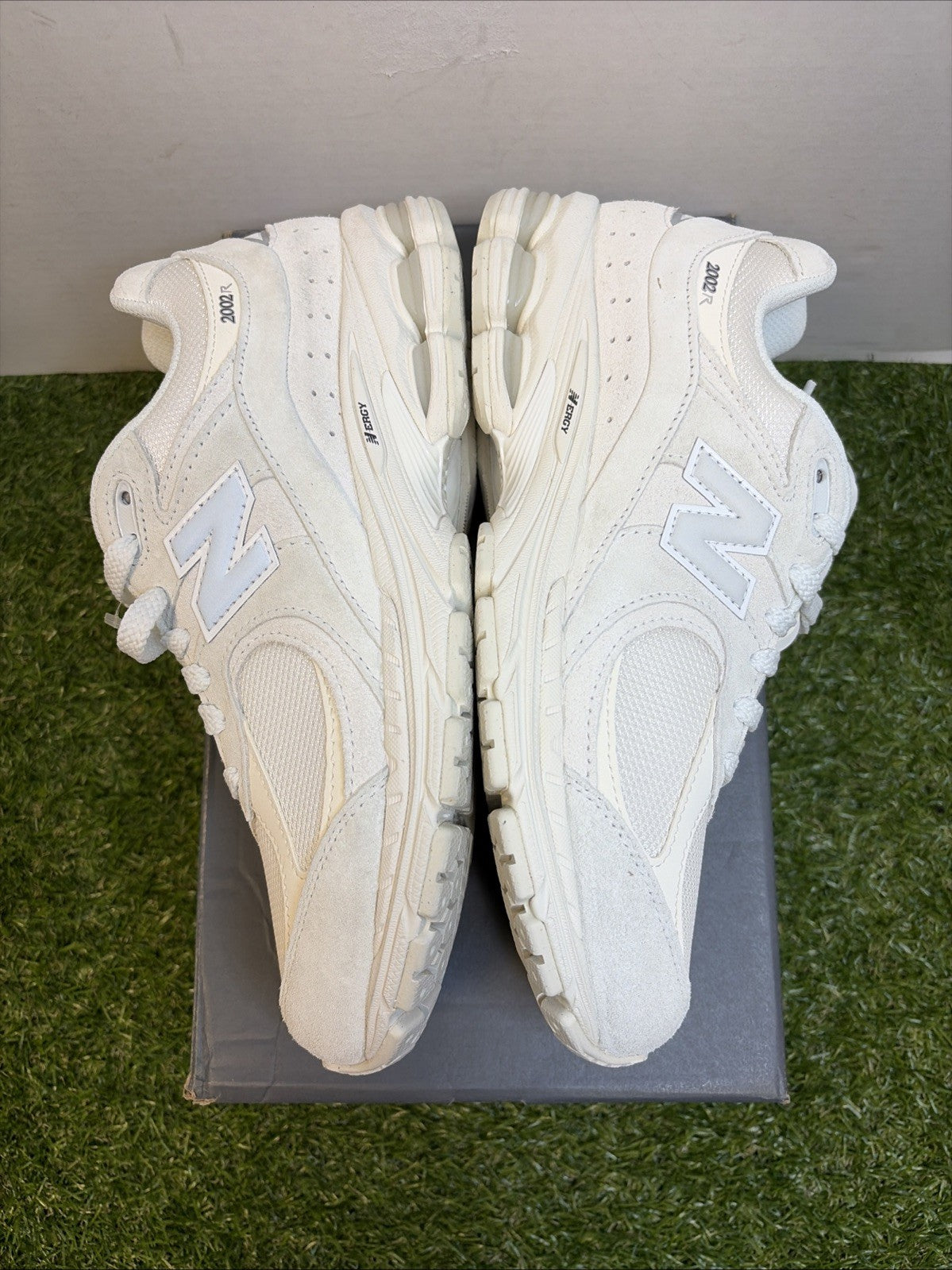 Size 8.5 - New Balance 2002R Ivory White3