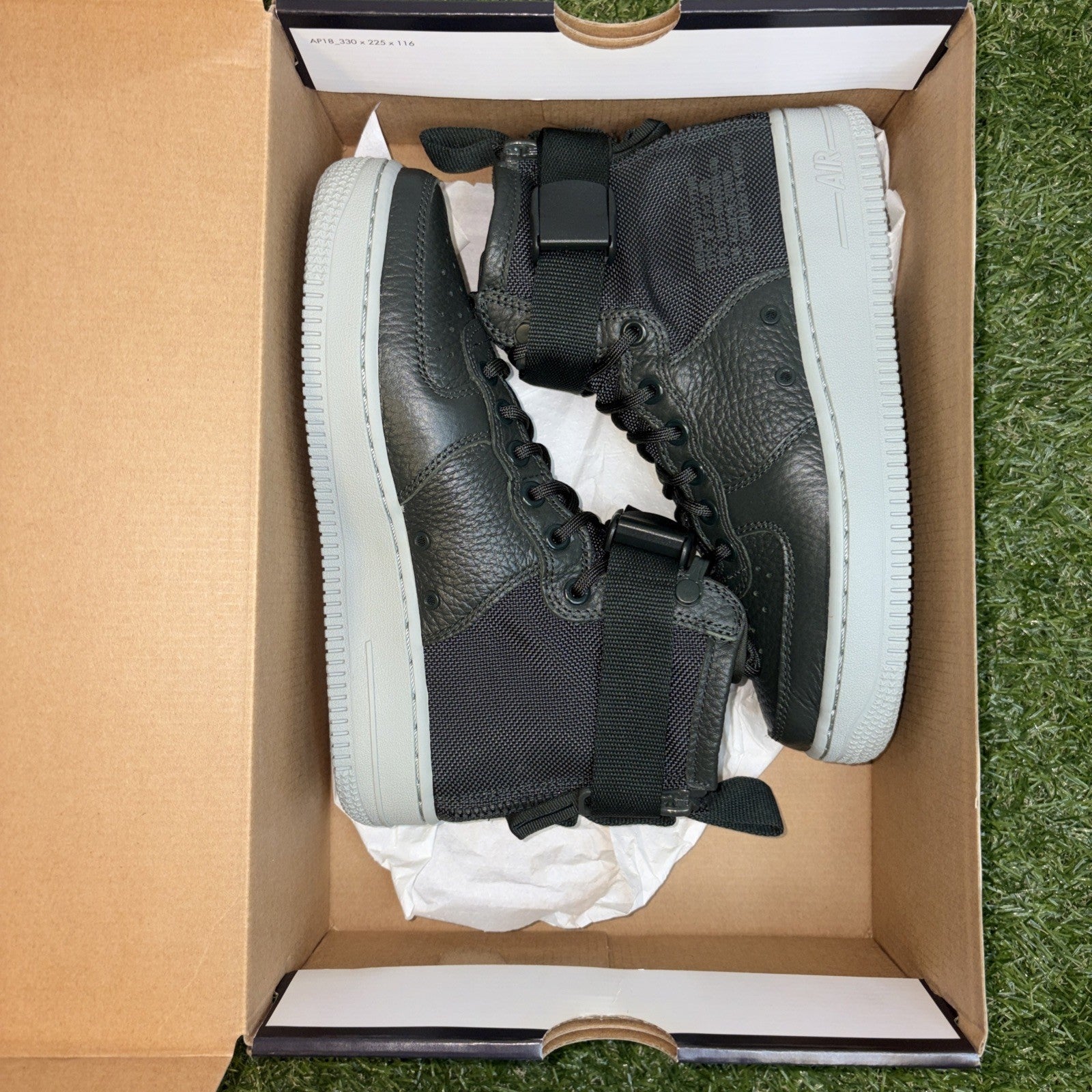 Size 6.5w- Nike SF Force 1 Mid Outdoor Green w0