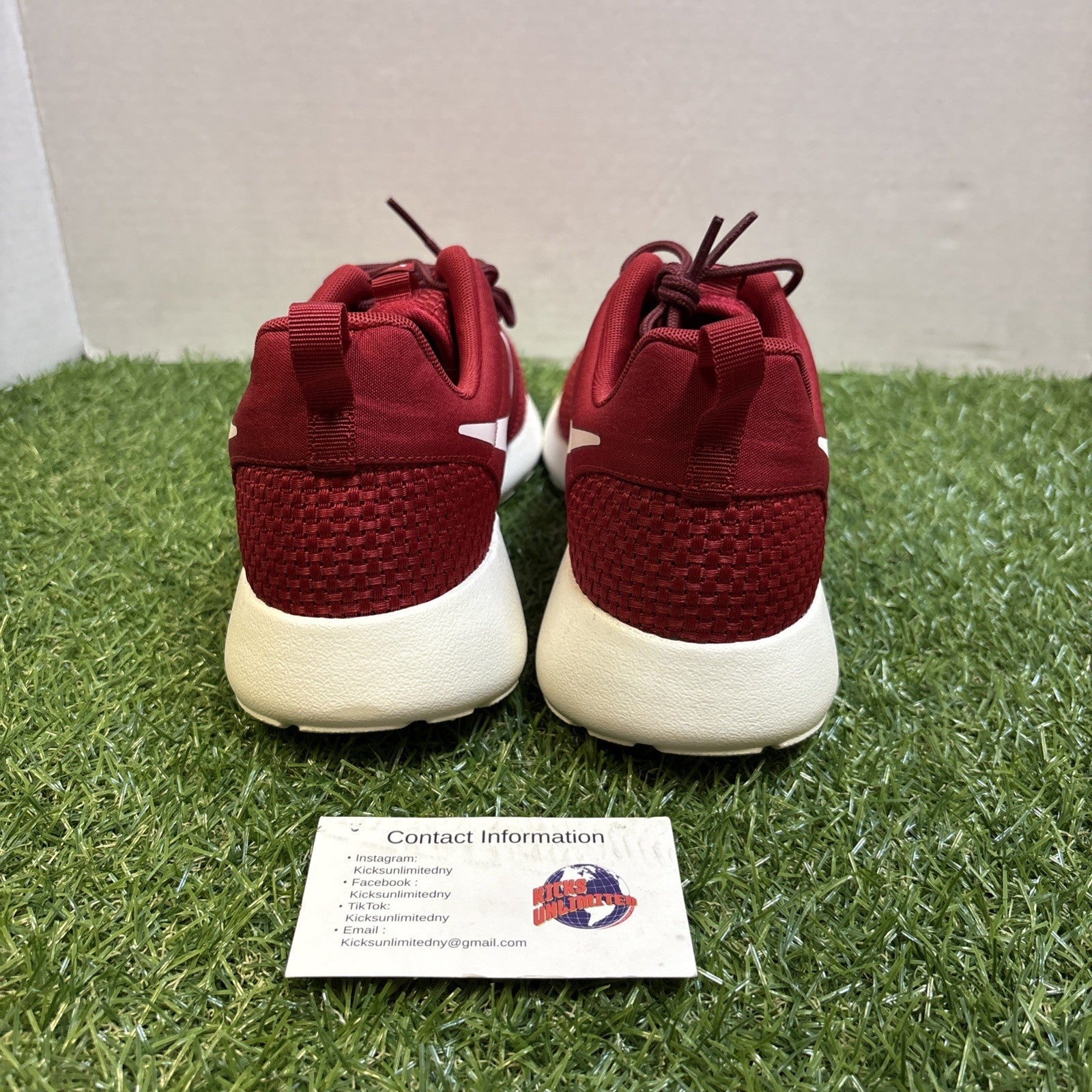 Size 10.5   Nike Roshe One SE Gym Red4