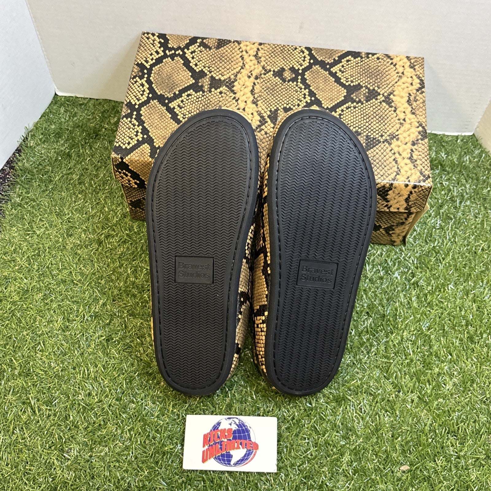 Bravest Bear Claw Mule Snakeskin Leather Size 9  Really Clean1