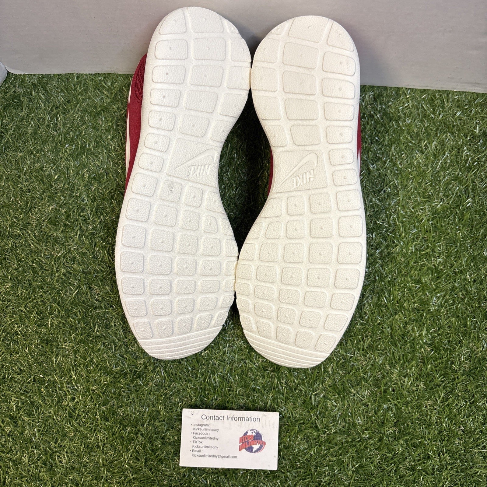 Size 10.5   Nike Roshe One SE Gym Red3