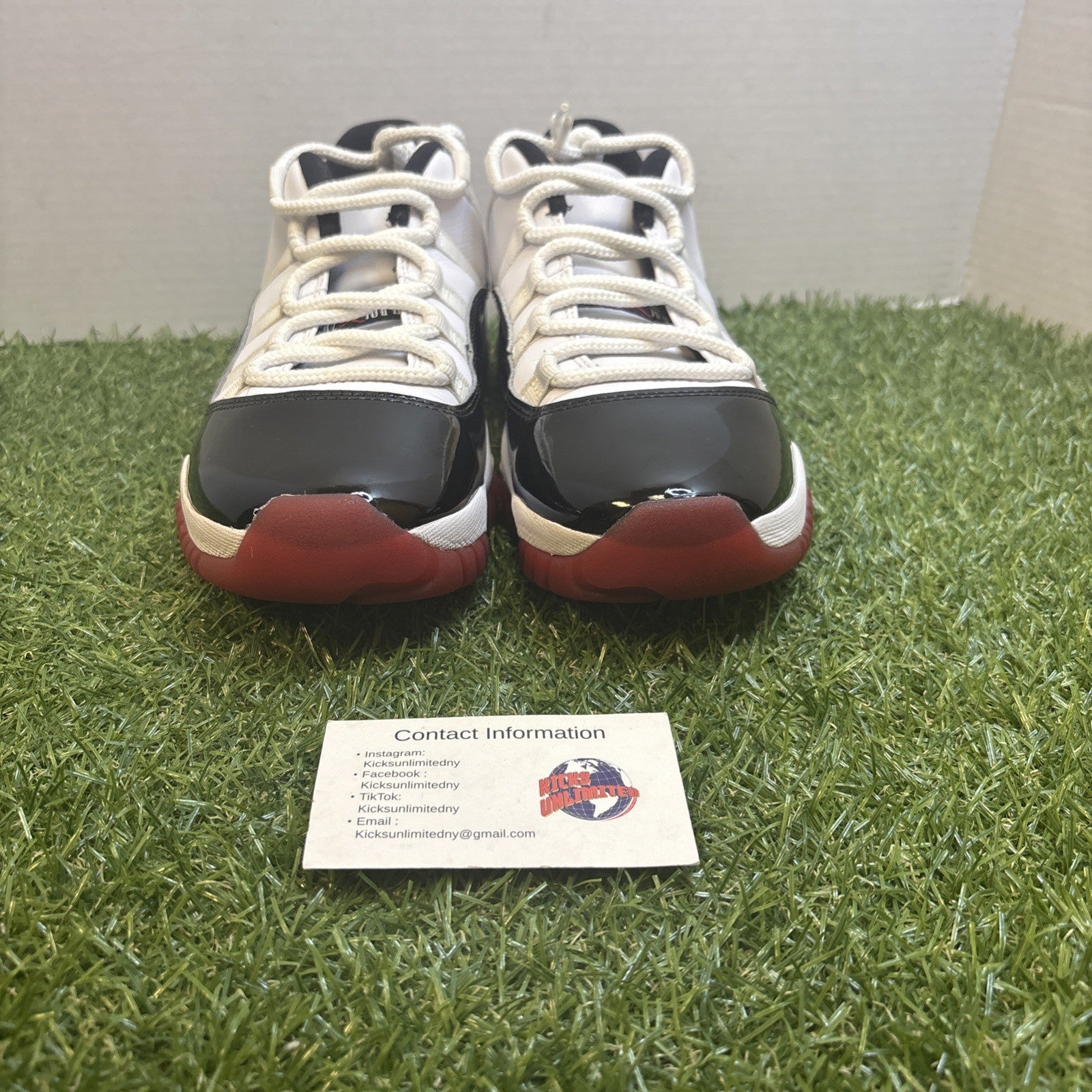 Size 8.5   Jordan 11 Retro Low Concord Bred2