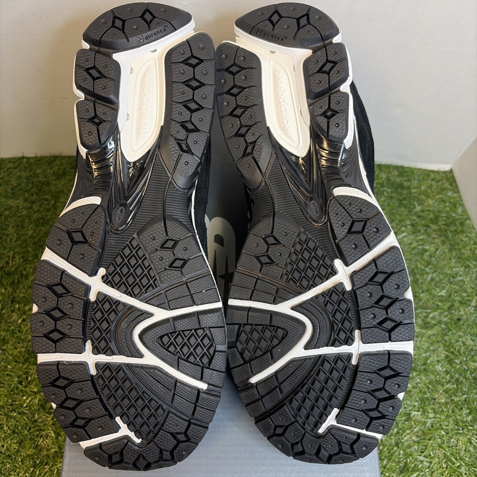 Size 8 - New Balance 2002R Black Gunmetal4