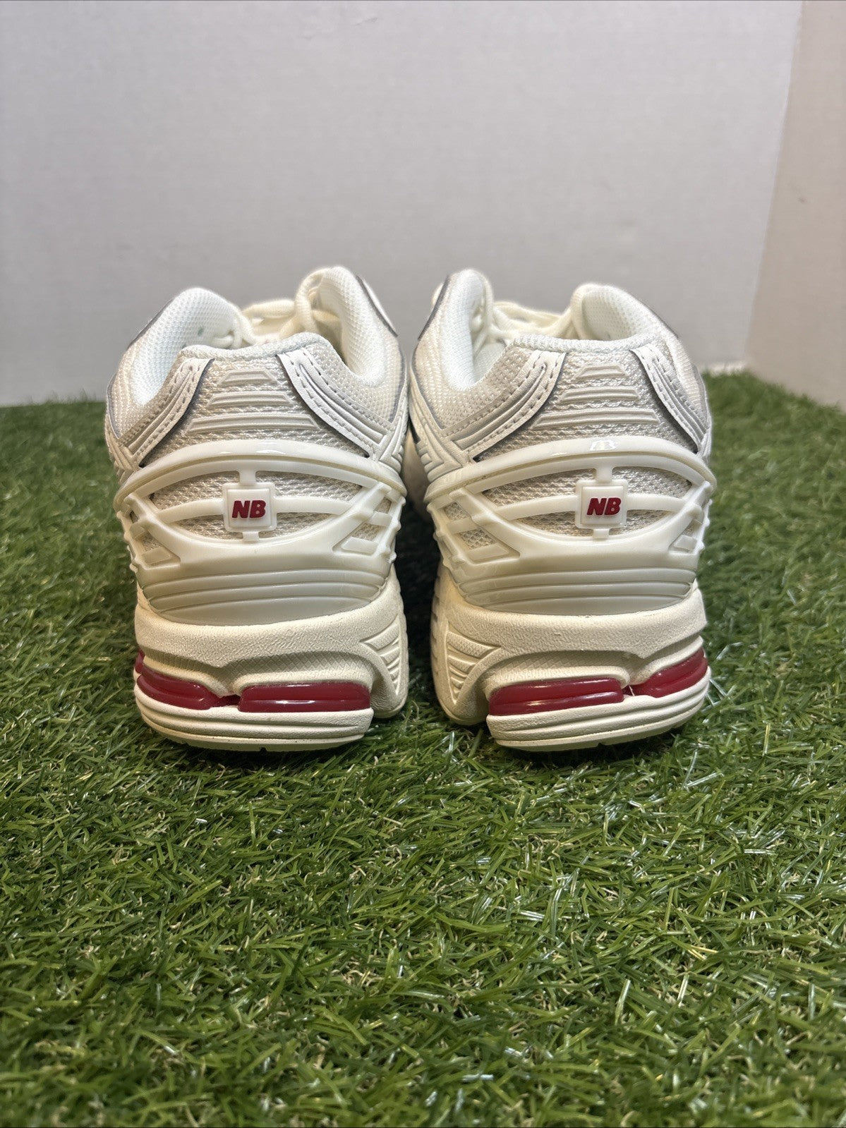 Size 9.5- New Balance 1906 Sea Salt Red U19066KA4