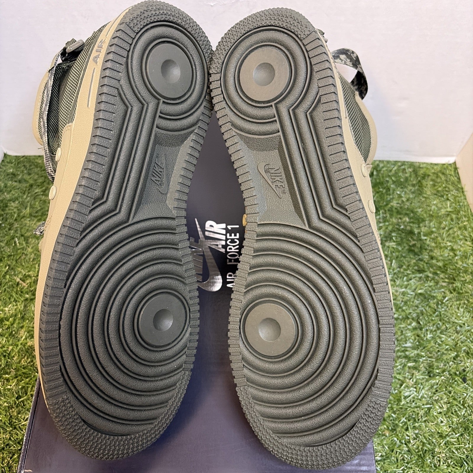 Size 9.5 - Nike SF Air Force 1 Mid Mushroom4