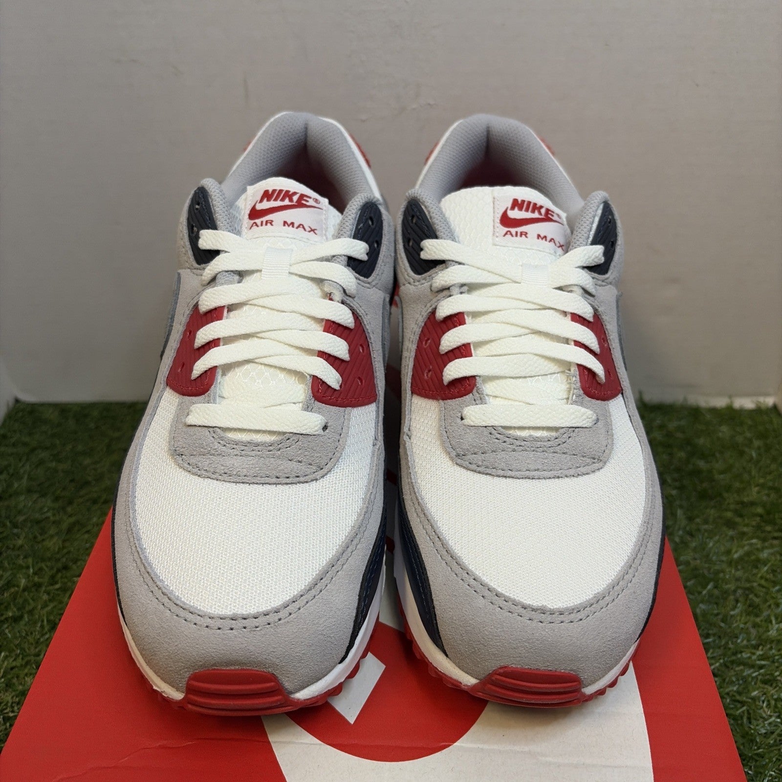 Size 10.5 - Nike Air Max 90 USA 20251