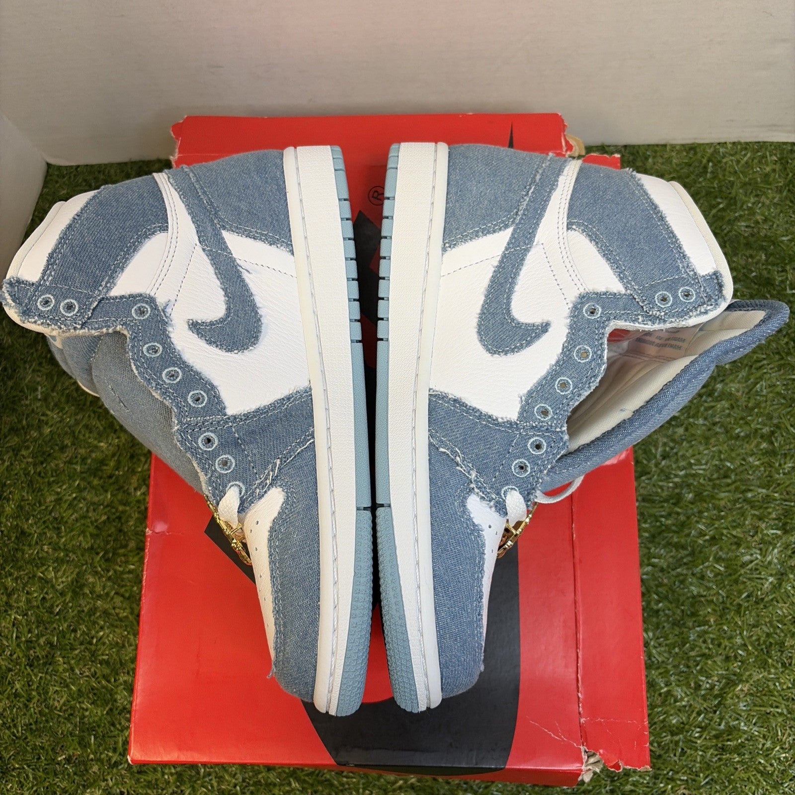 Jordan Air Jordan 1 Retro High OG Denim 2022 Women's US 7W DM9036-1042