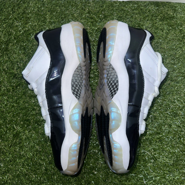 Size 8.5 - Air Jordan 11 Retro Low Emerald4