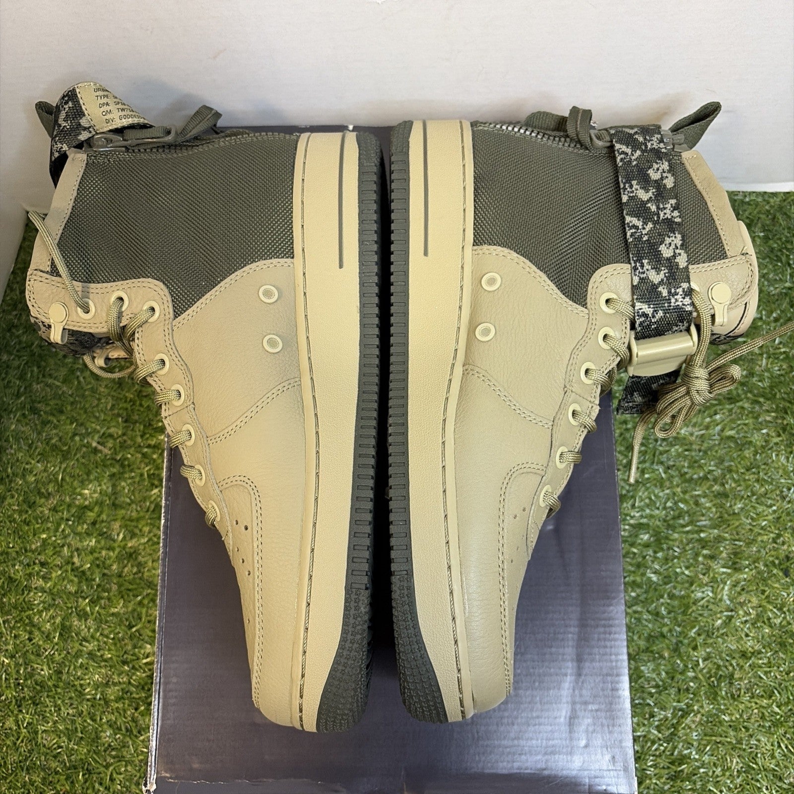 Size 9.5 - Nike SF Air Force 1 Mid Mushroom2