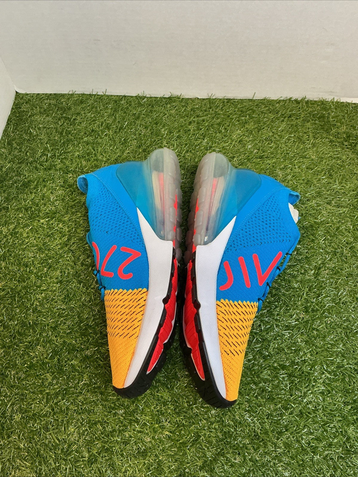 Size 9.5 - Nike Air Max 270 Flyknit Blue Orbit AO1023-8001