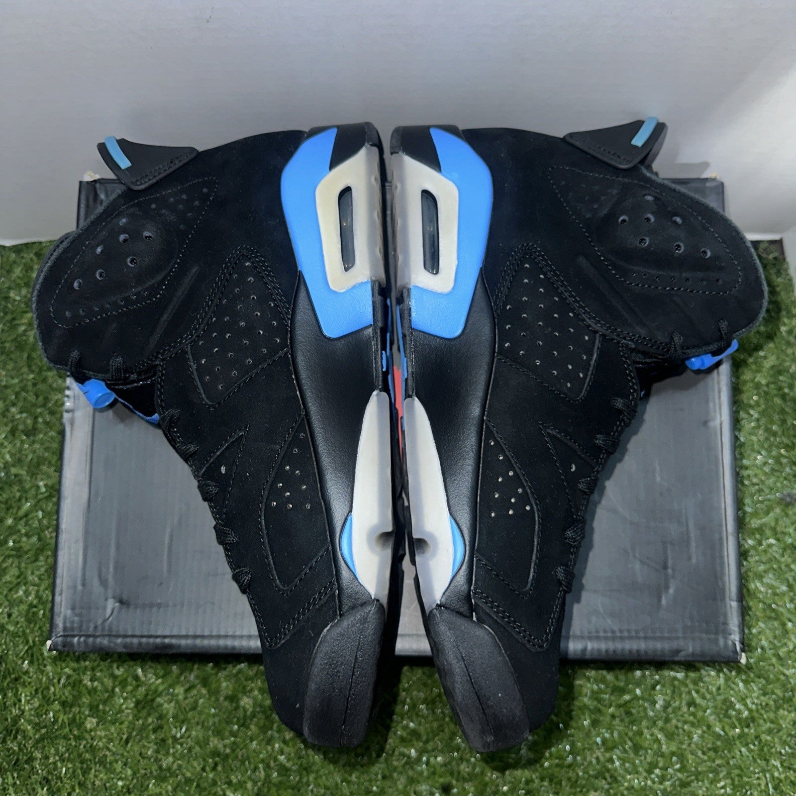 Size 8.5 - Air Jordan 6 Retro UNC2