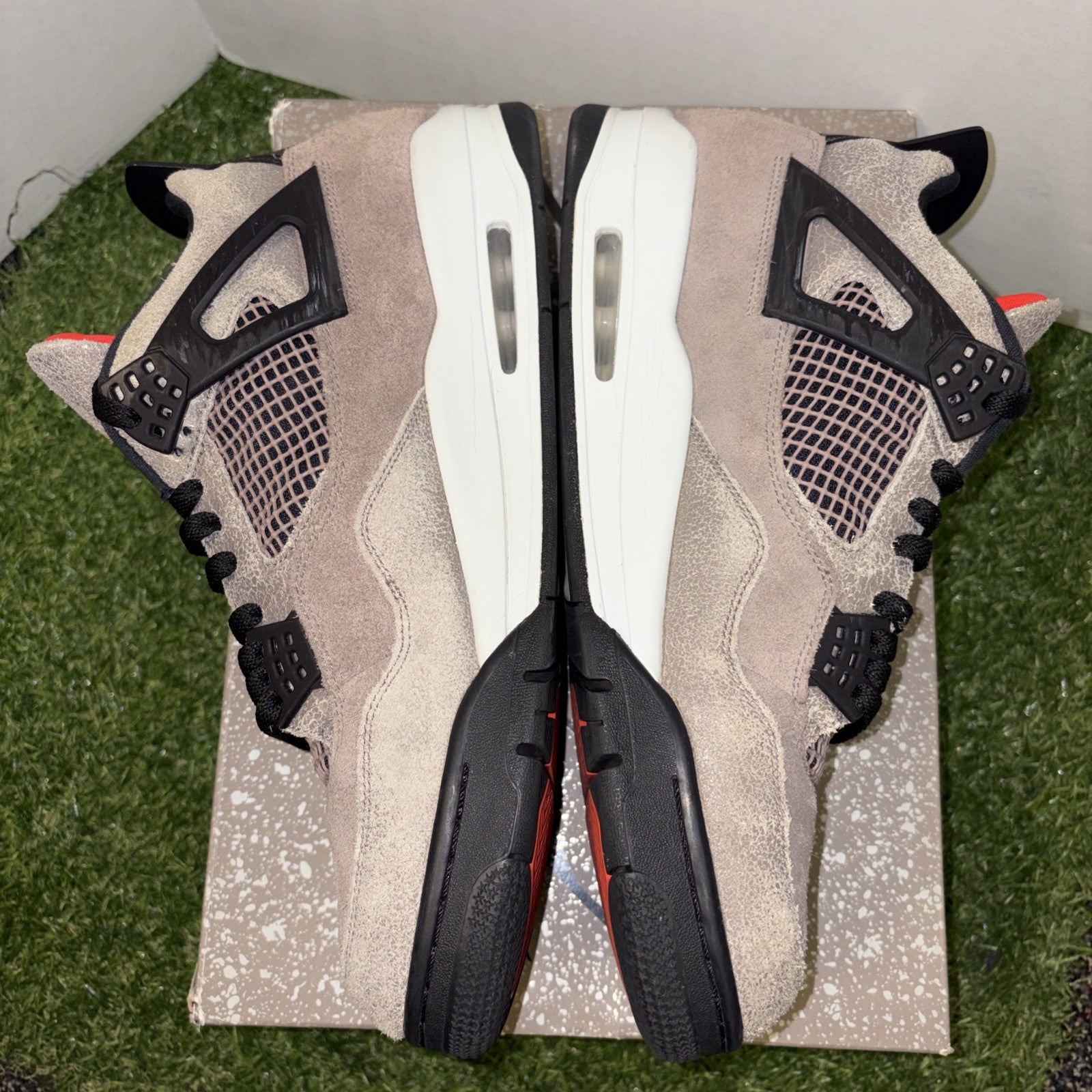 Size 13   Jordan 4 Retro Mid Taupe Haze2