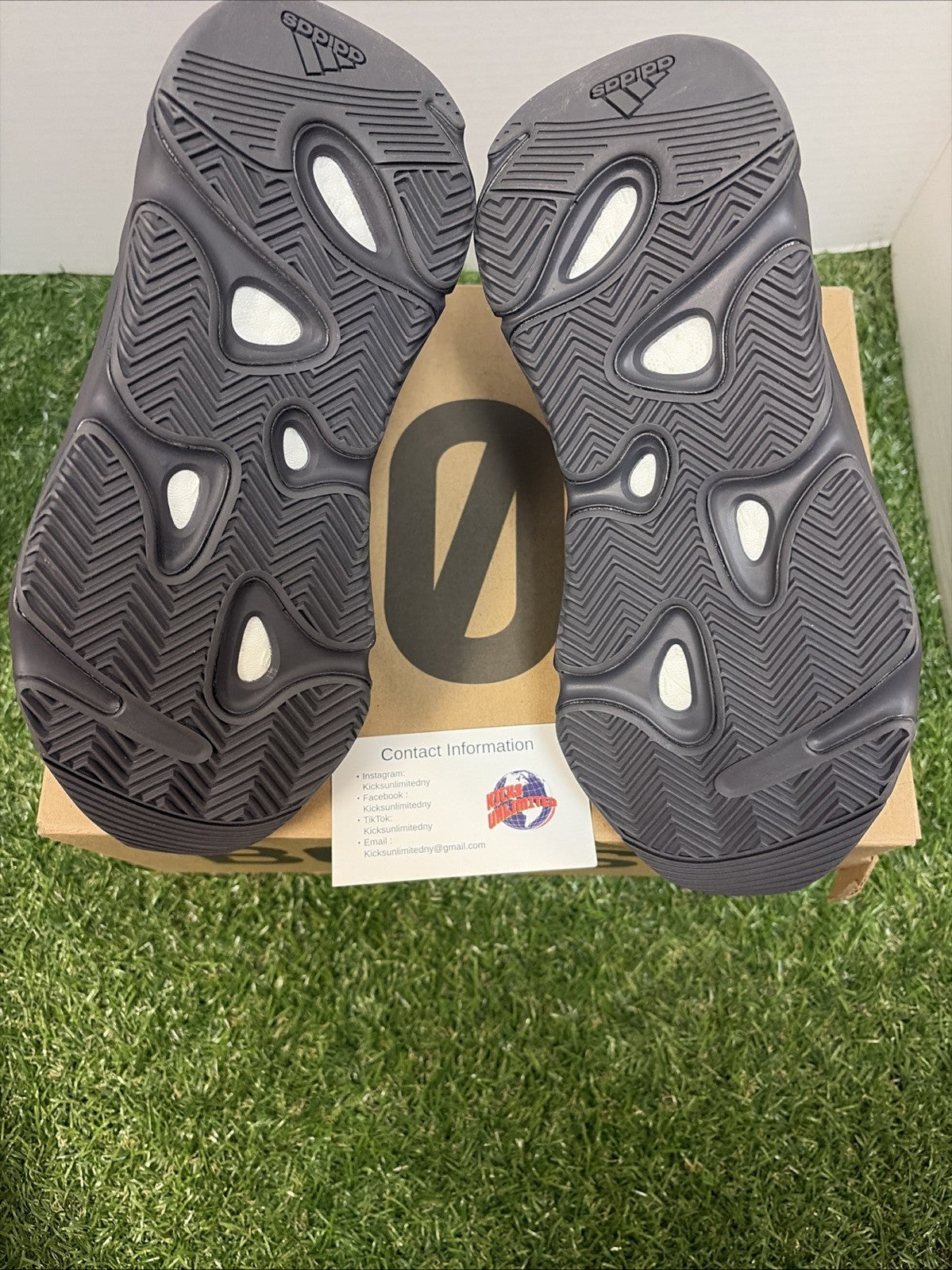 Size 5 - Adidas Yeezy Boost 700 MNVN Metallic4