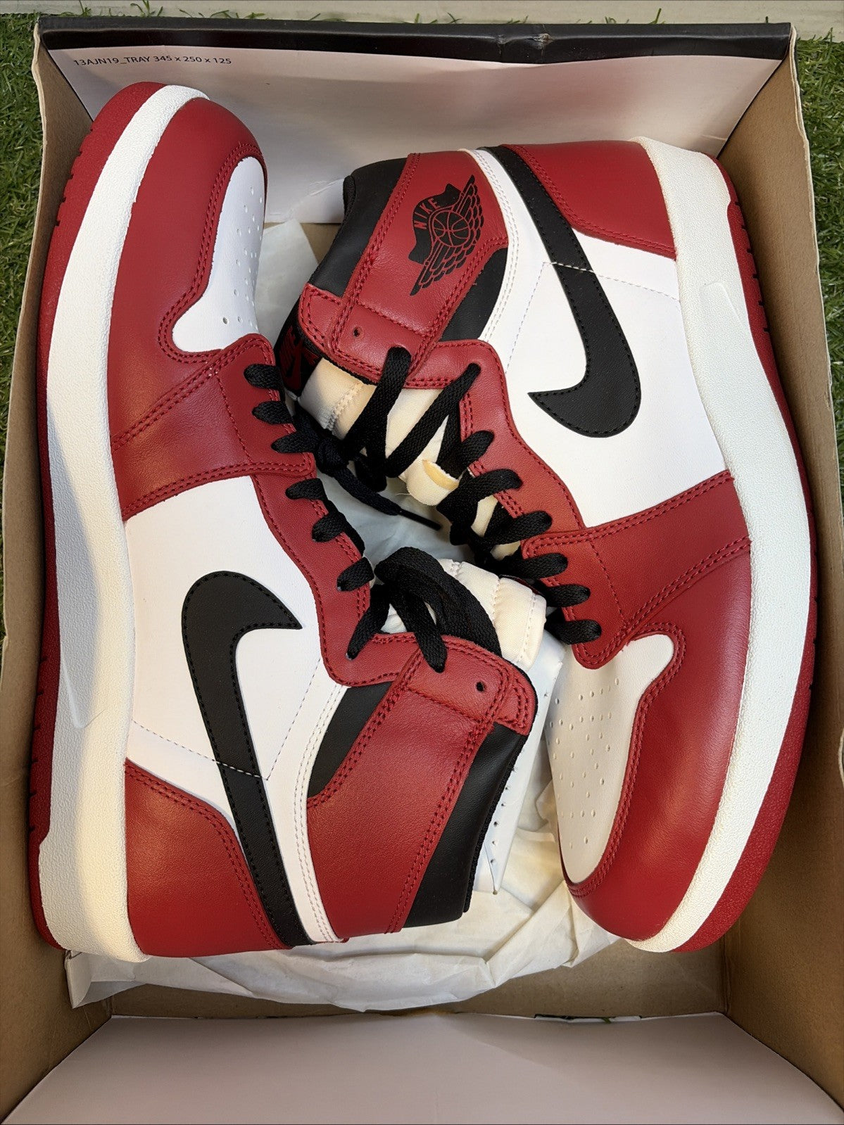 Size 11.5 - Air Jordan 1.5 Chicago0