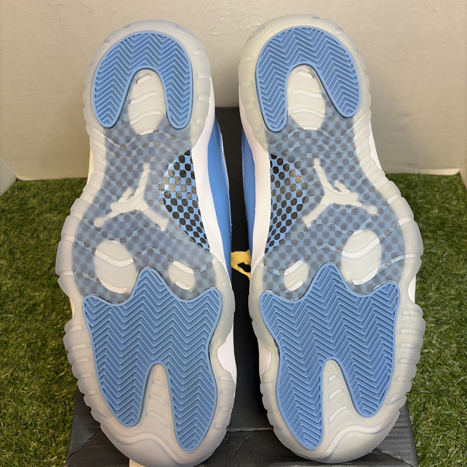 Size 11 - Jordan 11 Retro Low UNC 20174