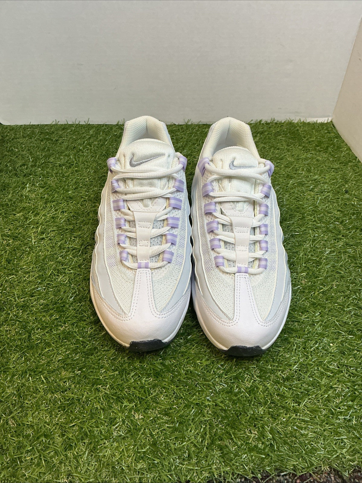 Size 6y Nike Air Max 95 Recraft(GS) White/Metallic Silver CJ3906-1082