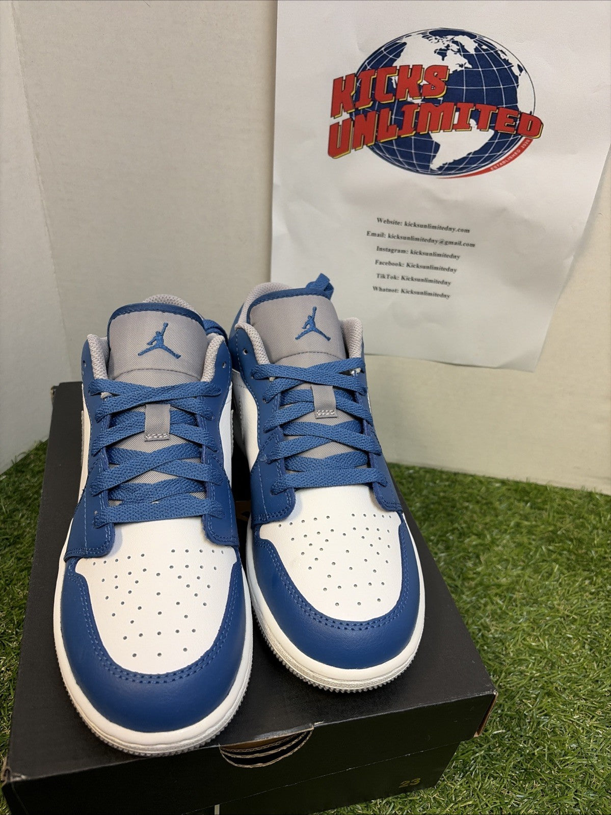 Size 5.5y - Jordan 1 Low True Blue Cement1
