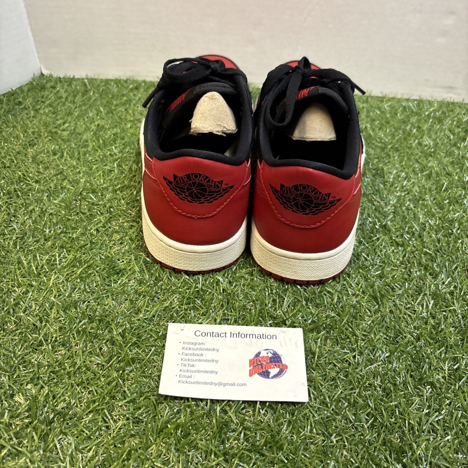 Size 10   Air Jordan 1 Retro OG Low Bred3
