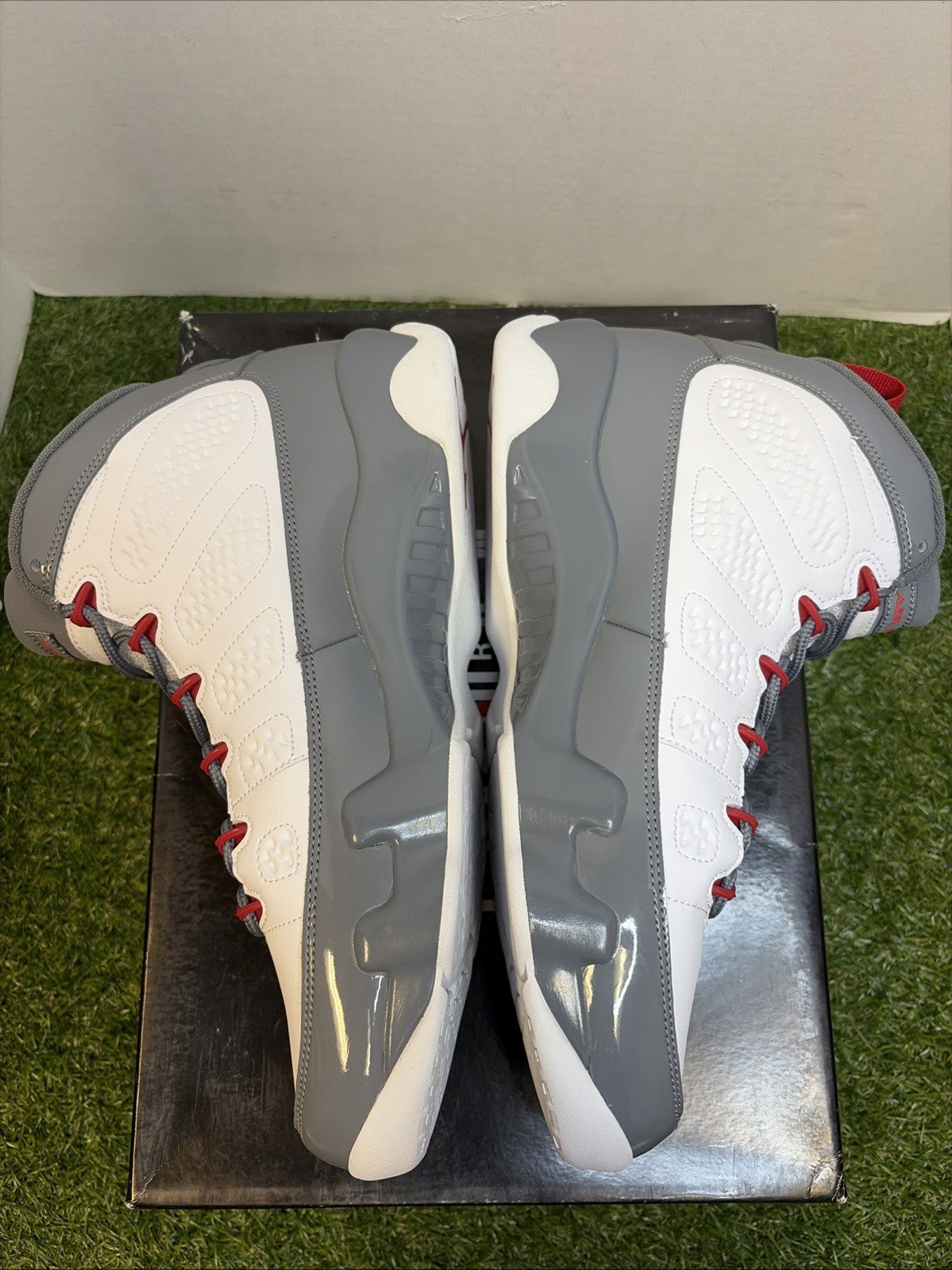 NEW Air Jordan 9 Retro White Fire Red Cool Grey Men’s Size 11 CT8019-1622