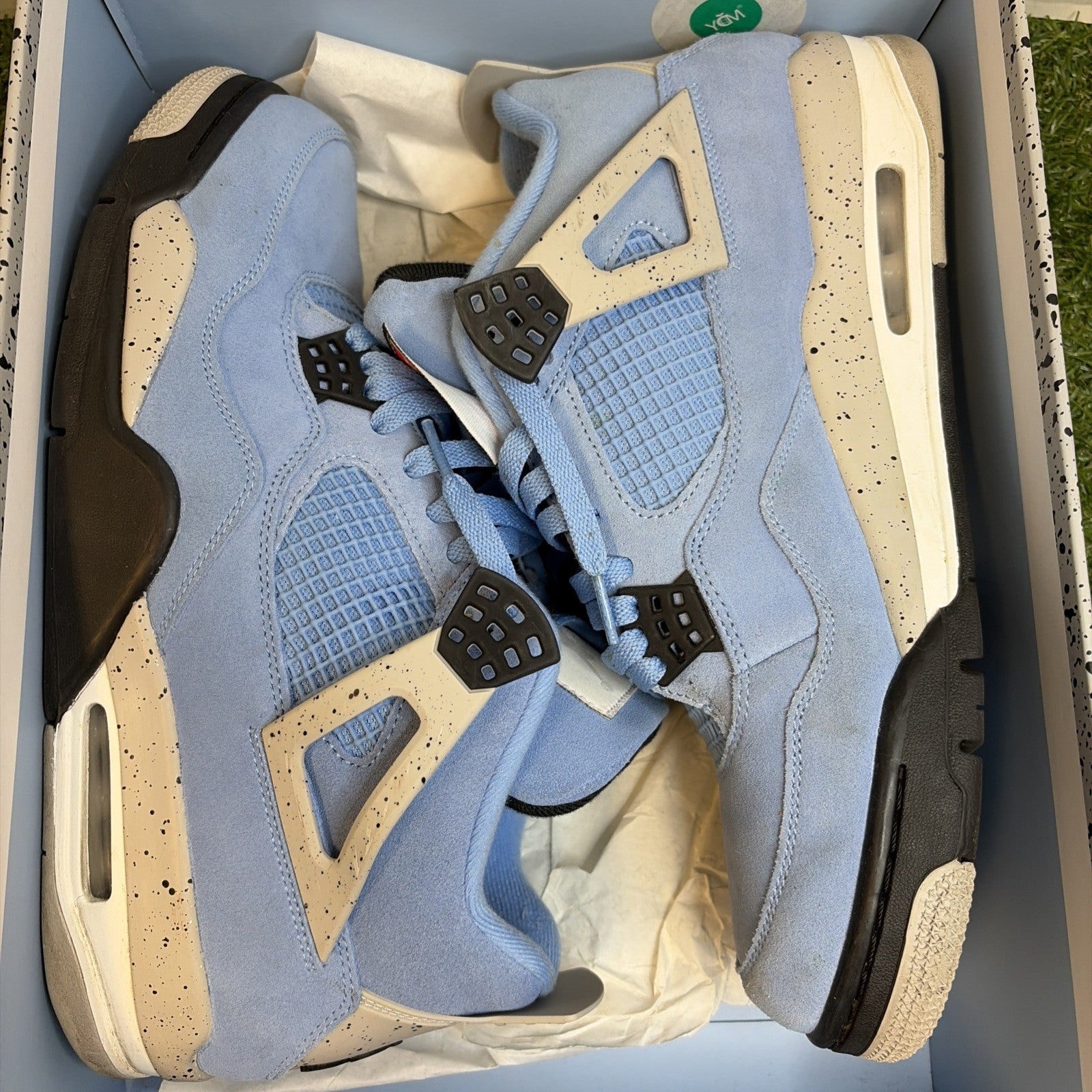 Size 12 - Jordan 4 Retro Mid University Blue0