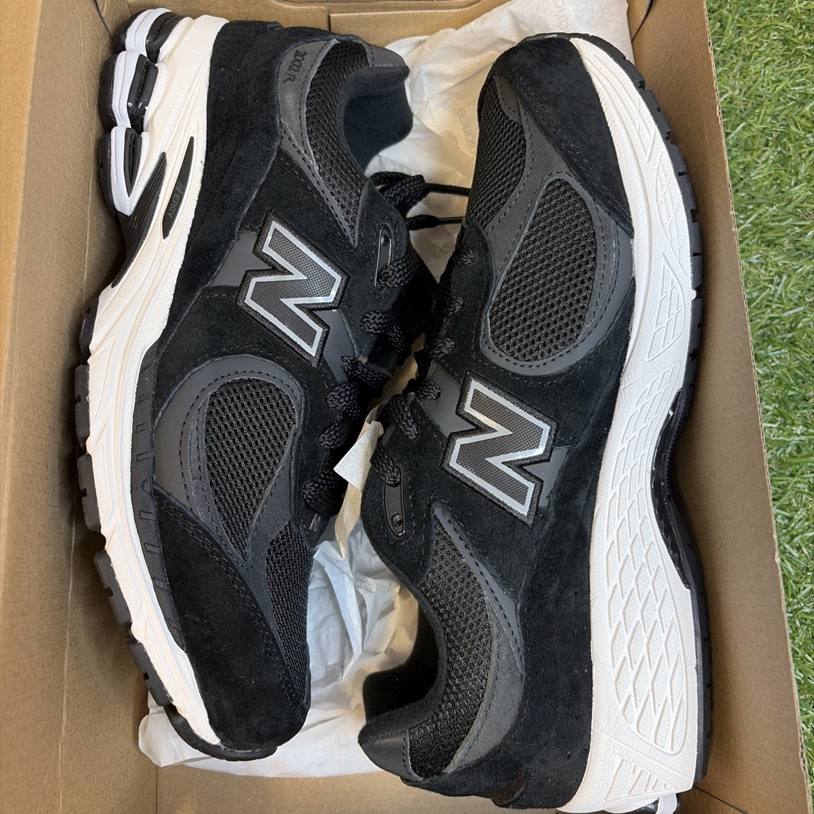 Size 8 - New Balance 2002R Black Gunmetal0
