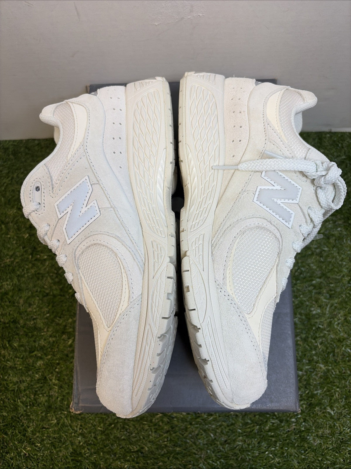 Size 8.5 - New Balance 2002R Ivory White2
