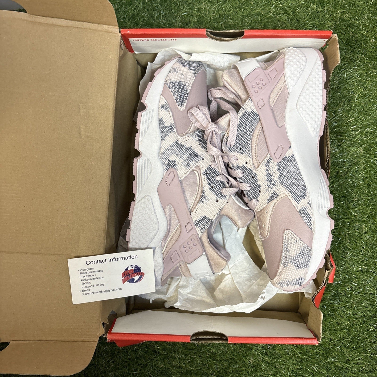Size 10   Nike Air Huarache Run Premium Particle Rose W0