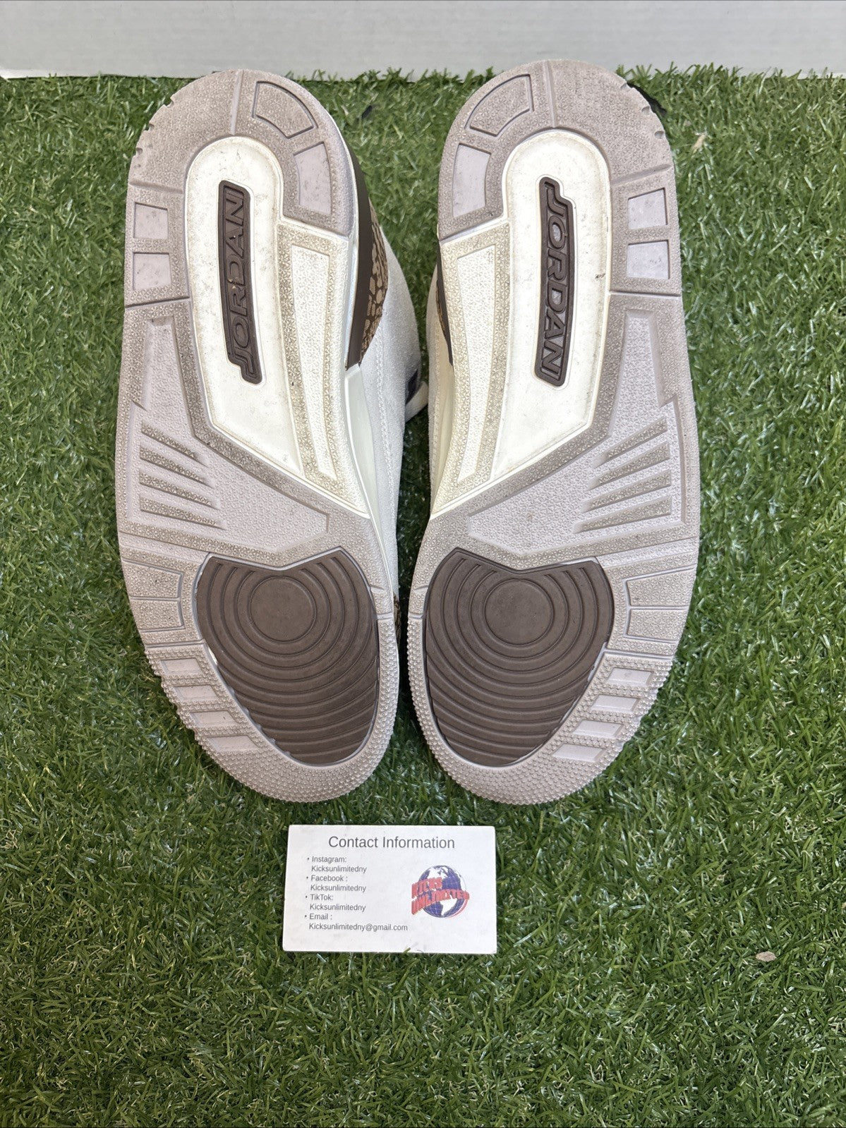 Size 8   Jordan 3 Retro Palomino CT8532 1021